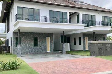 Charms of Nusantara, Setia Eco Glades