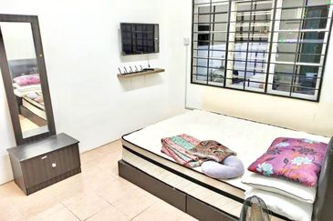 Taman Pinggiran Cyber