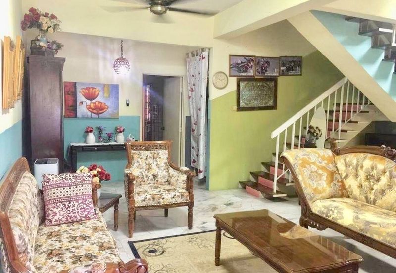 Taman Desa Saujana *