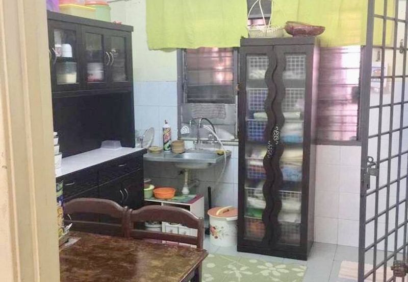 Taman Desa Saujana *