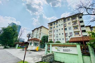 Pangsapuri Seri Galaksi