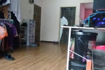 Flat PKNS, Seksyen 7