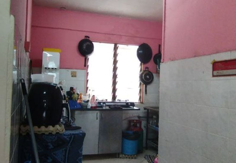 Flat PKNS, Seksyen 7