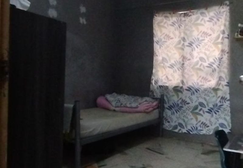 Flat PKNS, Seksyen 7