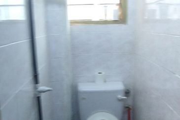 Flat PKNS, Seksyen 7