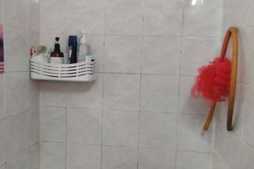 Flat PKNS, Seksyen 7