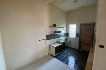 Bandar Baru Salak Tinggi