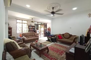 Desa Pinggiran Putra