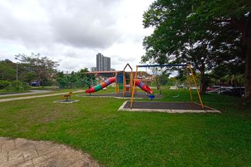 Kelompok Rajawali Apartment