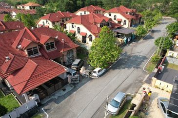 Taman Desa Bestari, Salak Tinggi