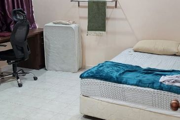 Jalan Seri Putra 2/3