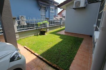 Jalan Seri Putra 2/3