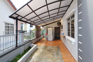 Jalan Seri Putra 2/3