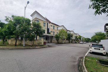 Taman Tropika 2
