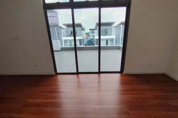 Broadleaf Residences, Hometree