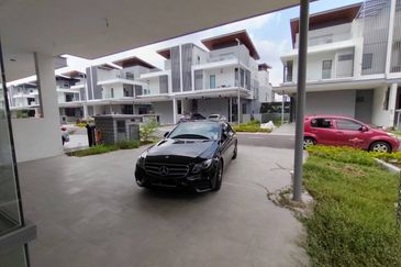 Broadleaf Residences, Hometree