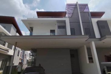 Broadleaf Residences, Hometree