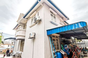 Seksyen 3, Bandar Country Homes