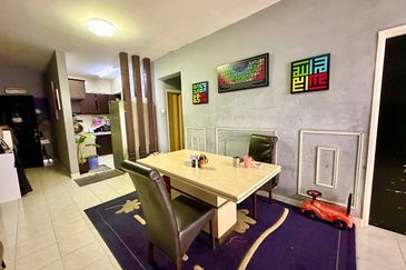 Sri Gotong Apartment