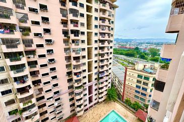 Sri Gotong Apartment