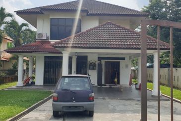 Taman Tasik Semenyih (Lake Residence)