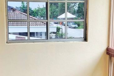 [FREEHOLD| FACING OPEN @ SOUTH WEST| RENOVATED| KITCHEN EXTENDED| 6 ROOMS] 2 Storey Terrace Taman Melawati KL