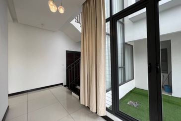 Tiana Elmina Gardens