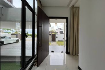 Tiana Elmina Gardens