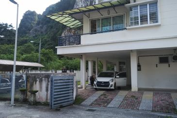 Ariza Garden Villa @ Taman Raintree