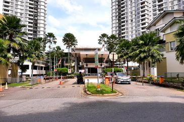 Ariza Garden Villa @ Taman Raintree