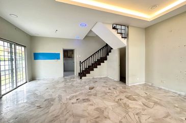 [FREEHOLD| URBAN LIFESTYLE AREA| END LOT IDEAL FOR SMALL AGRI @ HYDROPONIC] 2 Sty Terrace House Taman Setiawangsa Kuala Lumpur