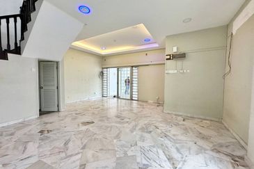 [FREEHOLD| URBAN LIFESTYLE AREA| END LOT IDEAL FOR SMALL AGRI @ HYDROPONIC] 2 Sty Terrace House Taman Setiawangsa Kuala Lumpur