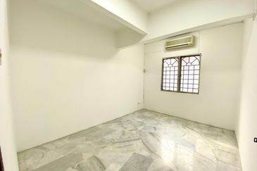 Seksyen 12, Bandar Country Homes