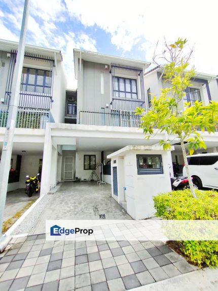 Ground Floor Duplex Townhouse at Crescent Park Townvilla, Bandar Bukit Mahkota Seksyen 9 43000 Kajang Selangor, Selangor, Kajang