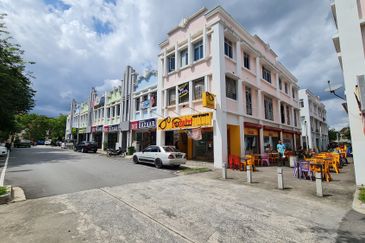 Bazaar @ 8, 3 Storey Corner Lot, Putrajaya 
