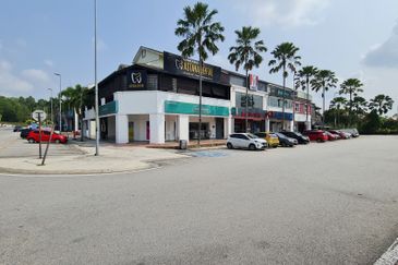 Bukit Jelutong