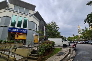 ROI 5.4% Putrajaya, Rimba Alam, 3 Storey Corner Shop Lot, Precint 15