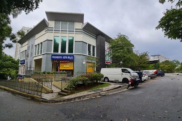 ROI 5.4% Putrajaya, Rimba Alam, 3 Storey Corner Shop Lot, Precint 15