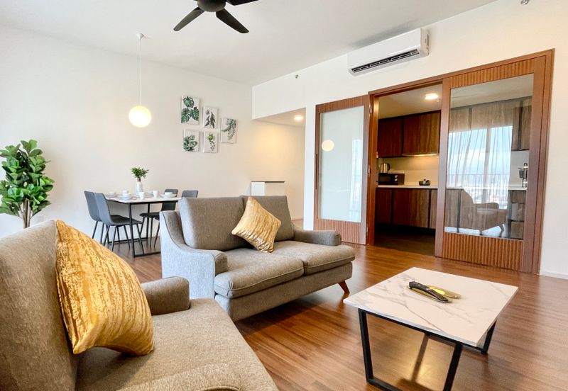 UNA Serviced Residence Walking Distance To Sunway Velocity