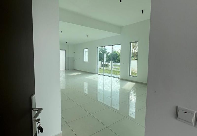 Ebonylane @ Eco Forest