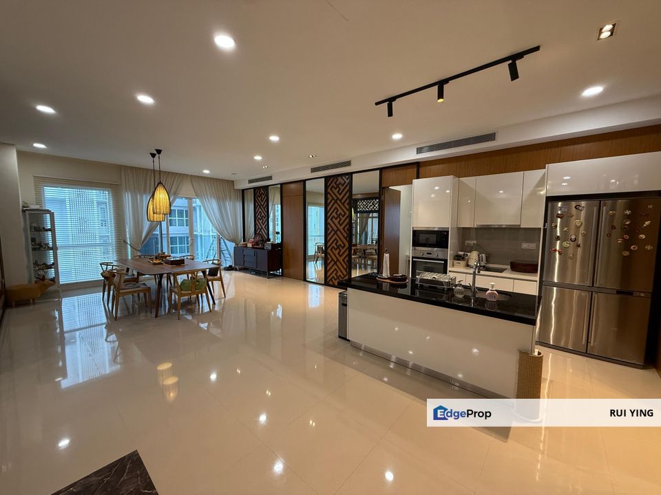 Pavillion Hill Top Luxury Renovated Family Suites, Kuala Lumpur, Mont Kiara