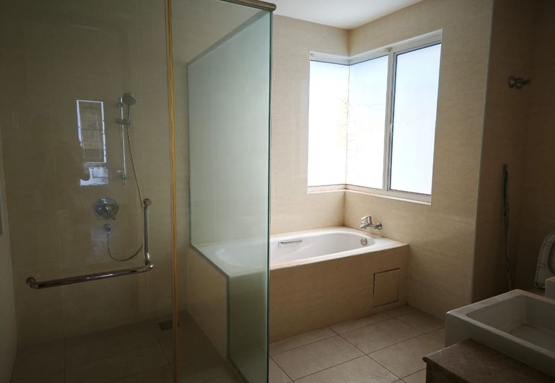 3 Storey Bungalow Fully Furnished For Sale