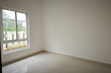 3 Storey Bungalow Fully Furnished For Sale