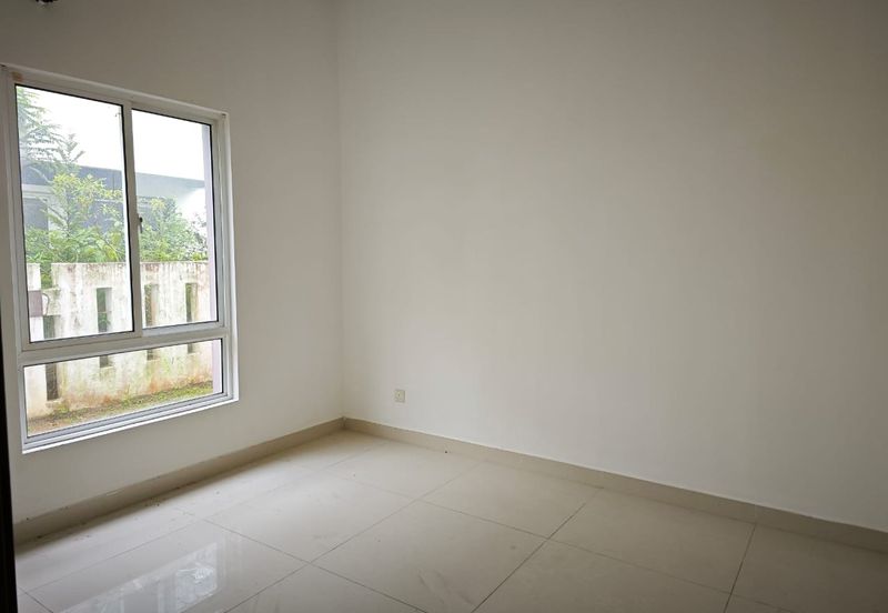 3 Storey Bungalow Fully Furnished For Sale