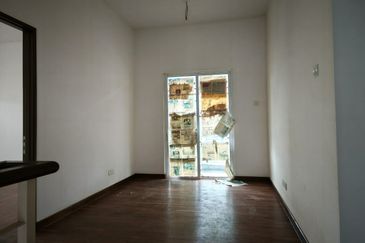 3 Storey Bungalow Fully Furnished For Sale