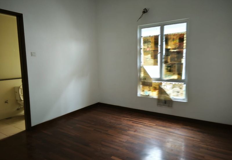 3 Storey Bungalow Fully Furnished For Sale