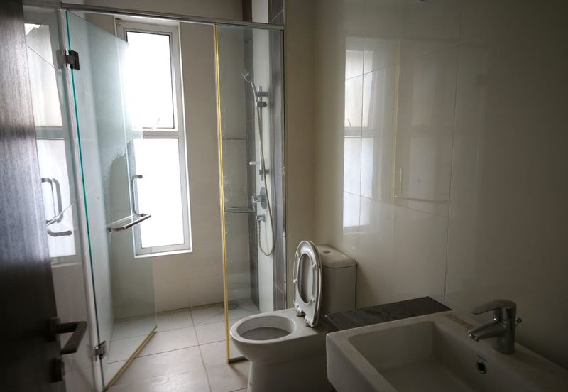 3 Storey Bungalow Fully Furnished For Sale