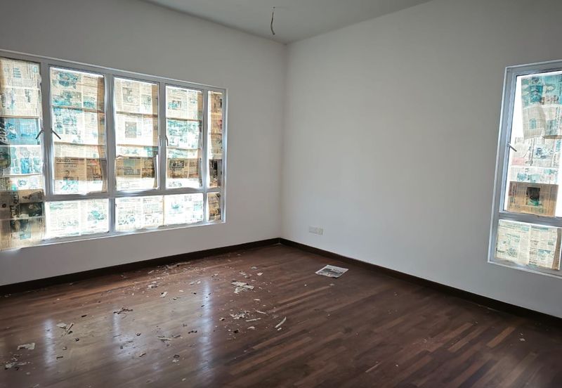 3 Storey Bungalow Fully Furnished For Sale