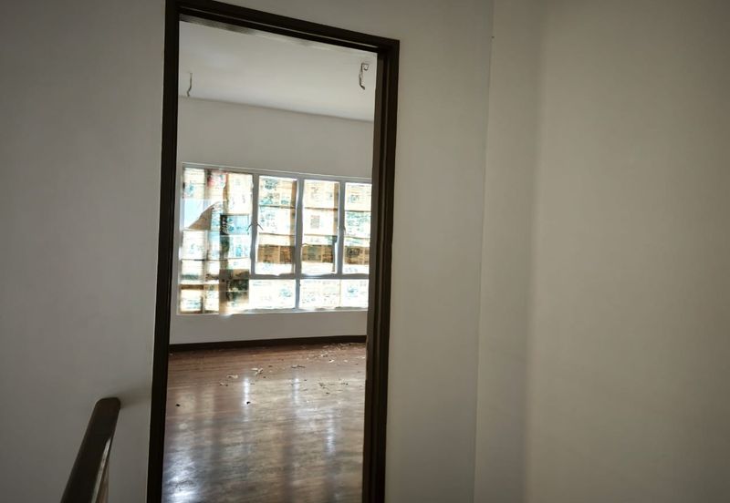 3 Storey Bungalow Fully Furnished For Sale