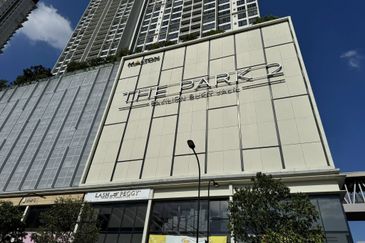 Bukit Jalil City Signature Shop Office